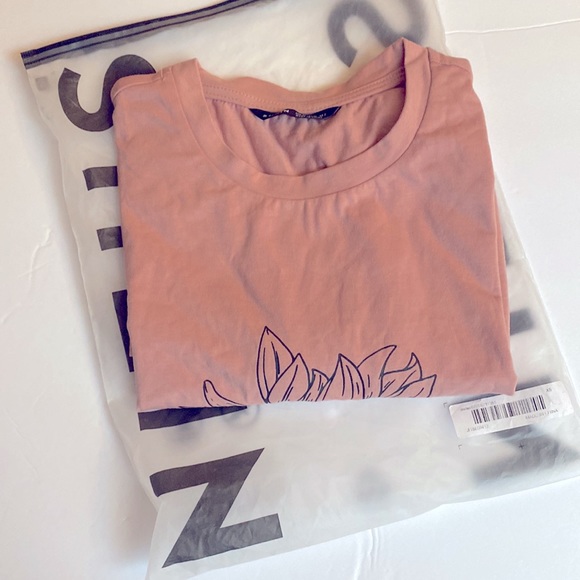 SHEIN SHEIN EZwear Rolled Sleeve Sunflower Print Tee in Pink, Size XS, NIB - Picture 9 of 10